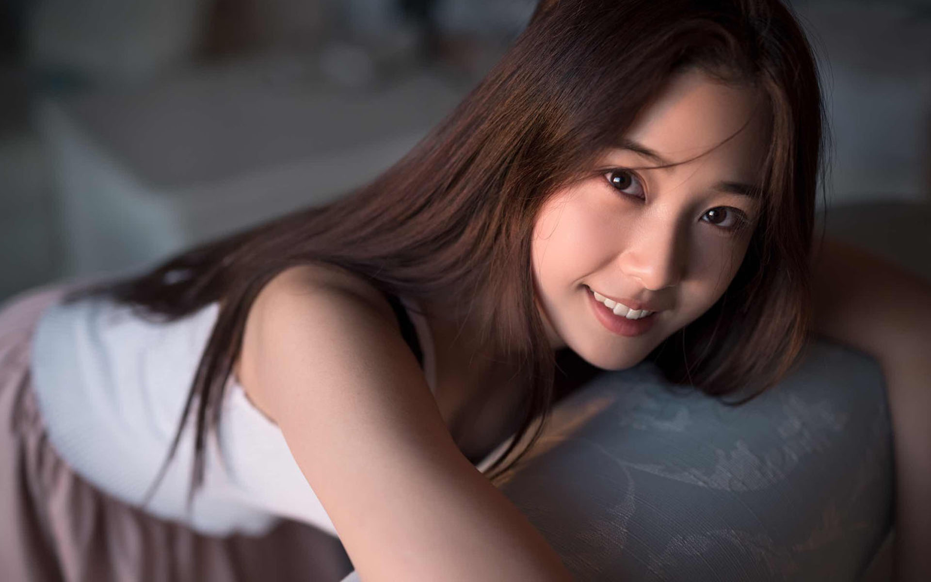 热播封面